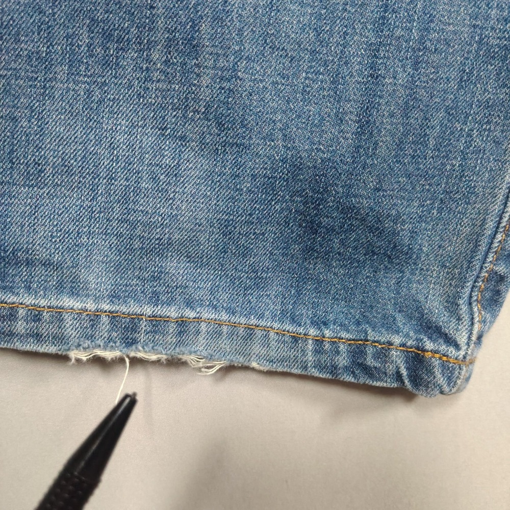 Lucky Brand 221 Original Straight Men 31x30 Blue Faded Denim Cotton Jeans - Picture 14 of 15